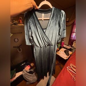Nursing dress size Medium